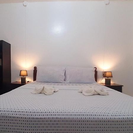 A&C Aquino's Guesthouse - Moalboal Extérieur photo