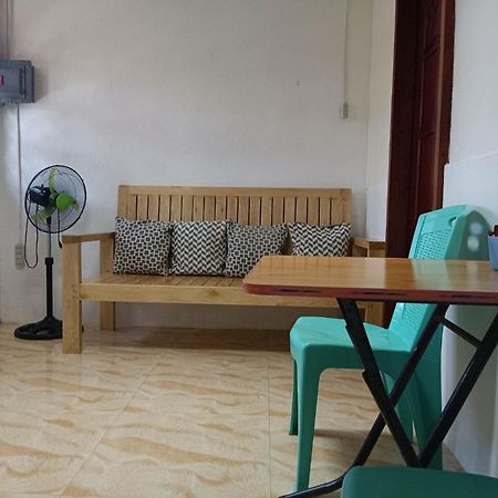 A&C Aquino's Guesthouse - Moalboal Extérieur photo