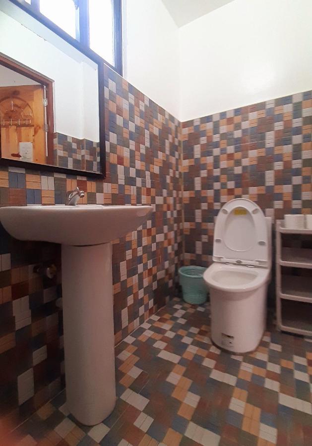 A&C Aquino's Guesthouse - Moalboal Extérieur photo