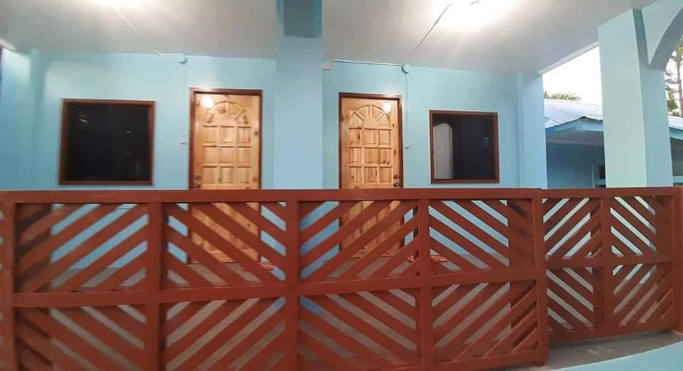 A&C Aquino's Guesthouse - Moalboal Extérieur photo