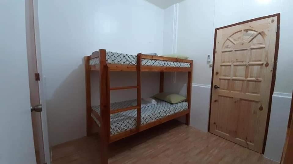 A&C Aquino's Guesthouse - Moalboal Extérieur photo