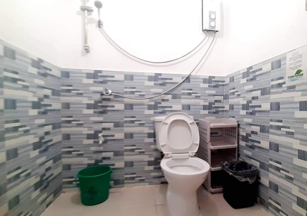 A&C Aquino's Guesthouse - Moalboal Extérieur photo