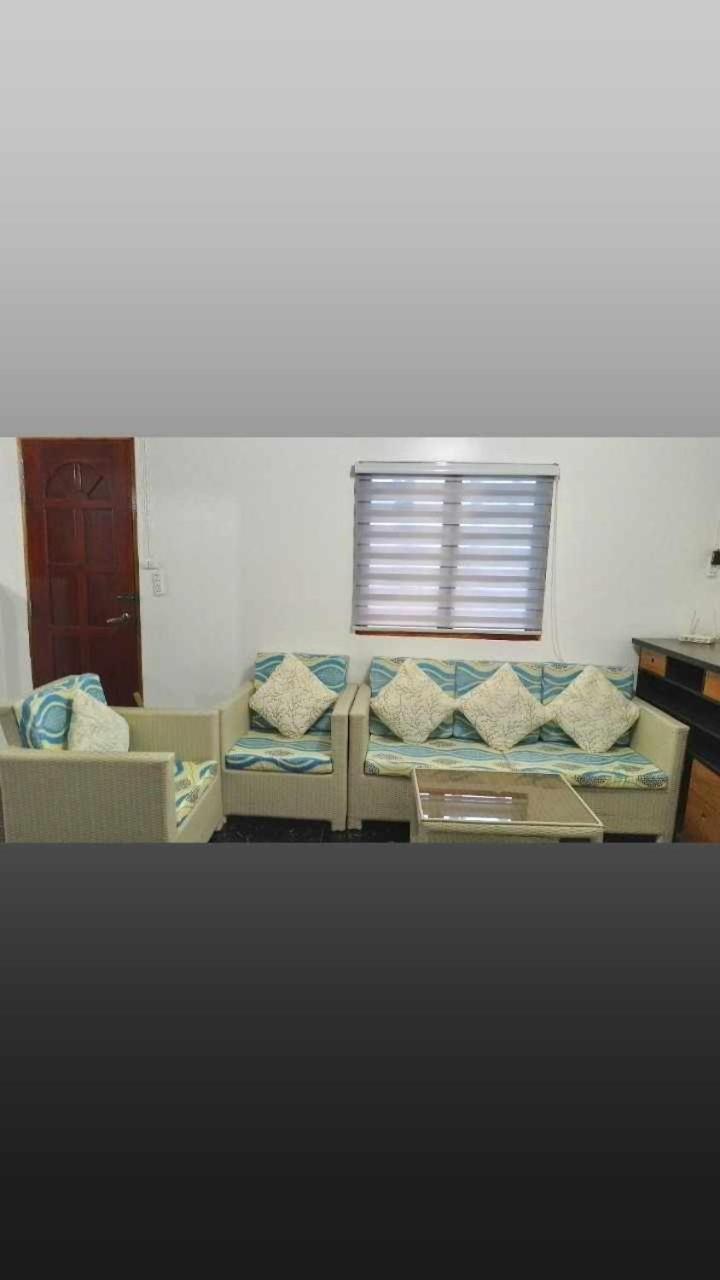 A&C Aquino's Guesthouse - Moalboal Extérieur photo