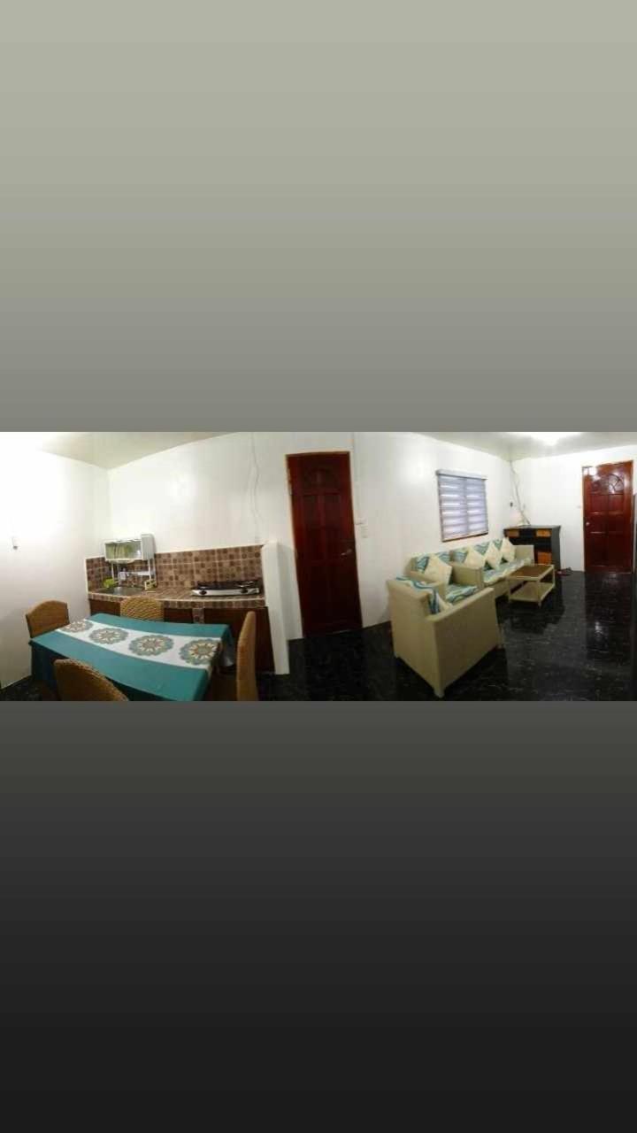 A&C Aquino's Guesthouse - Moalboal Extérieur photo